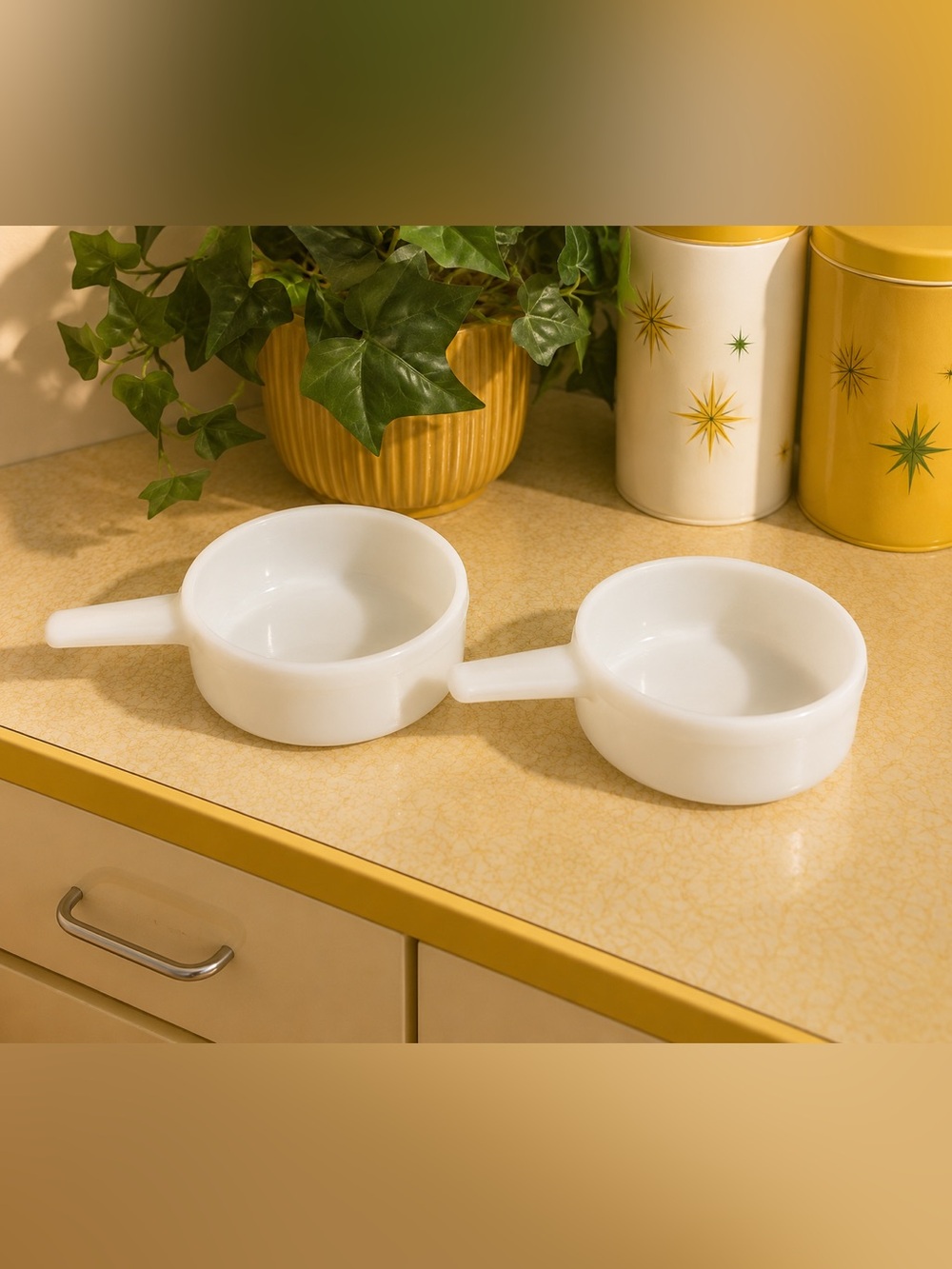 2x Vintage 1960s Jeannette Glasbake oven dish in white milk glass,